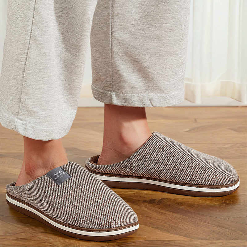 Fashionable Mens Slippers Fuzzy with Cotton Twill Stripes Line