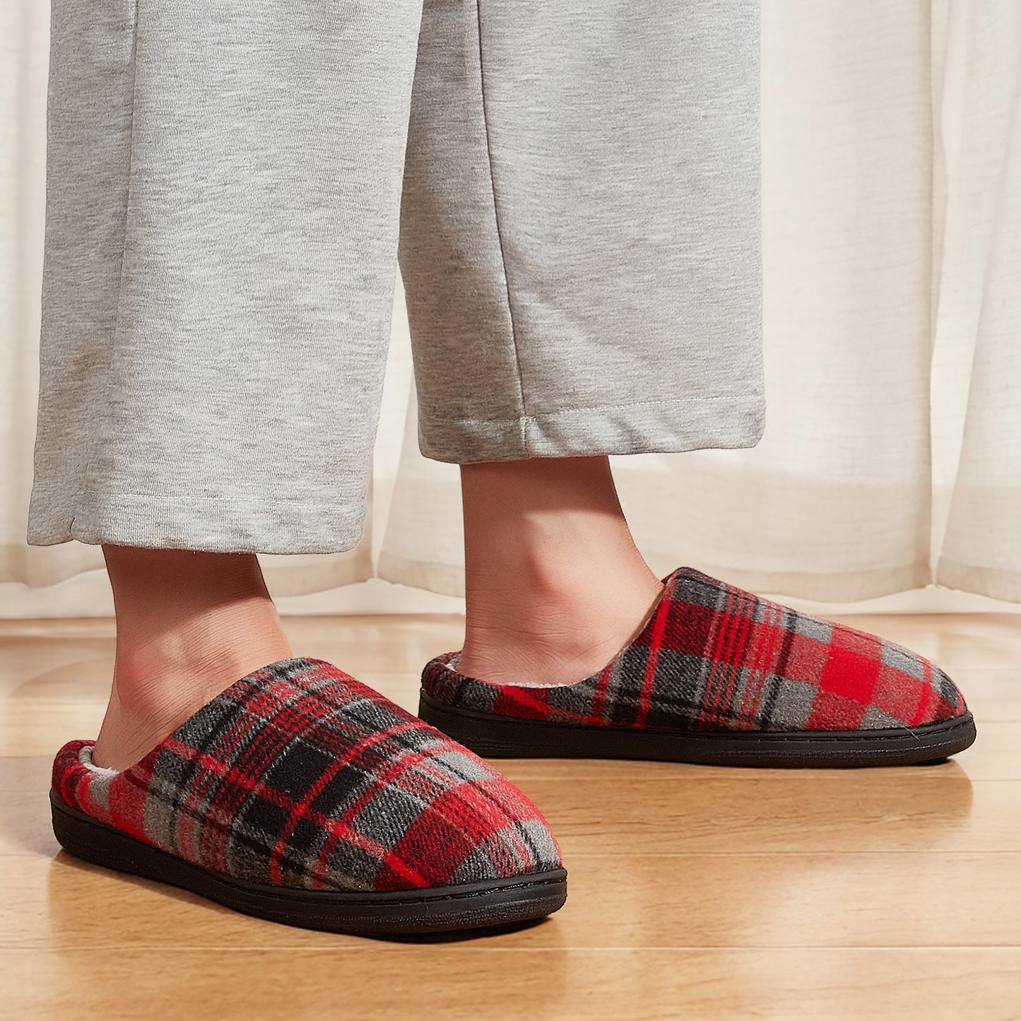 Fashionable Plaid Mens Plush Wide Slippers